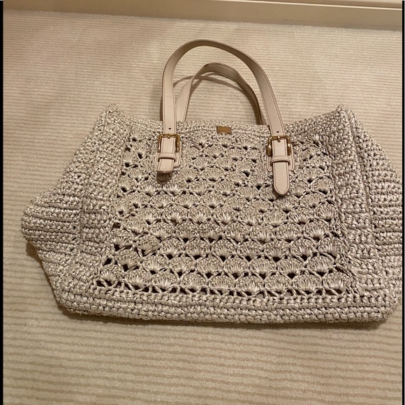 Dolce and Gabanna off white crochet tote - Picture 2 of 7